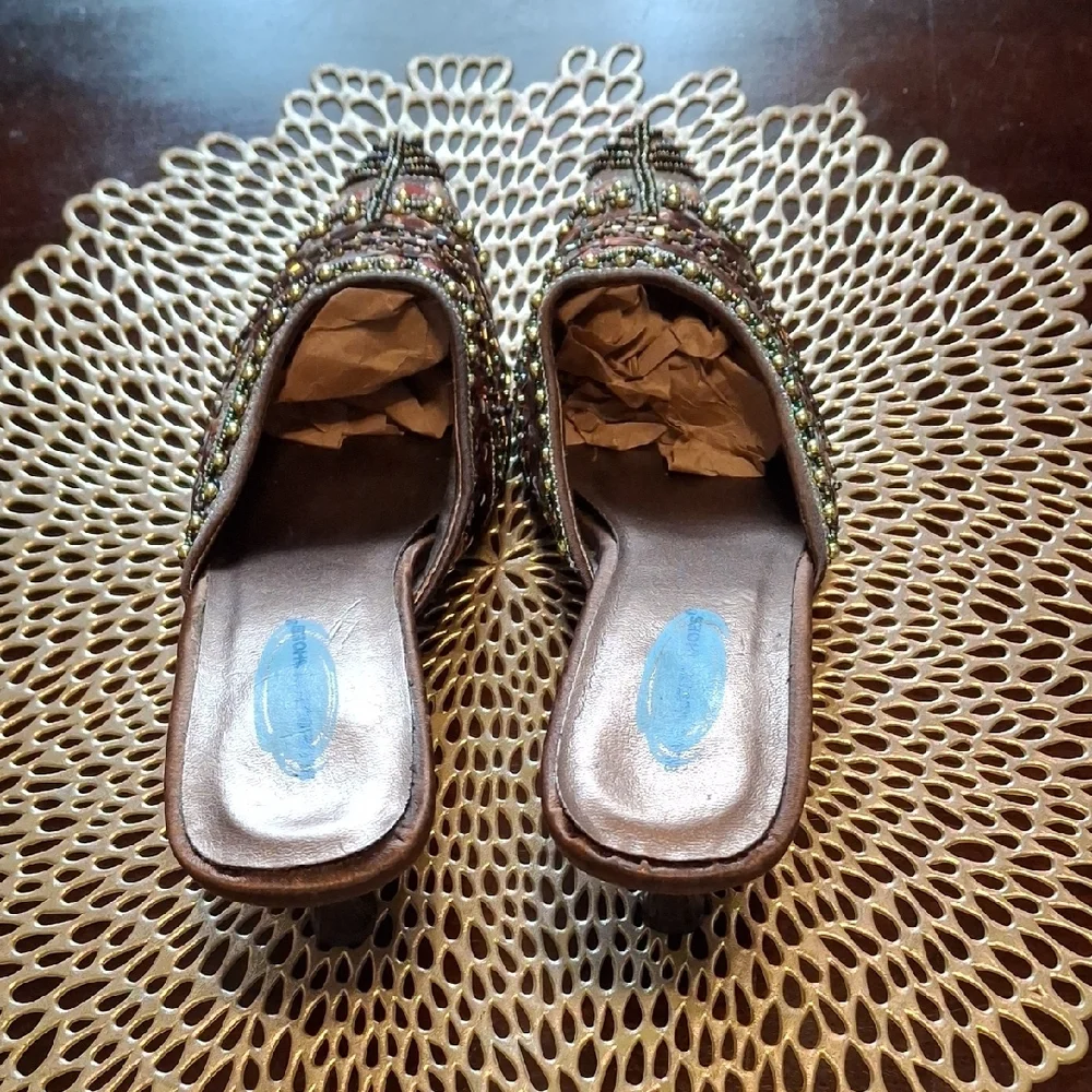 Blue Suede Shoes - Picture 6 of 8